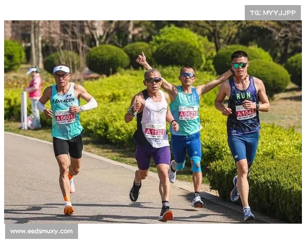2015年中国马拉松赛事精彩回顾全民健身热潮席卷神州大地